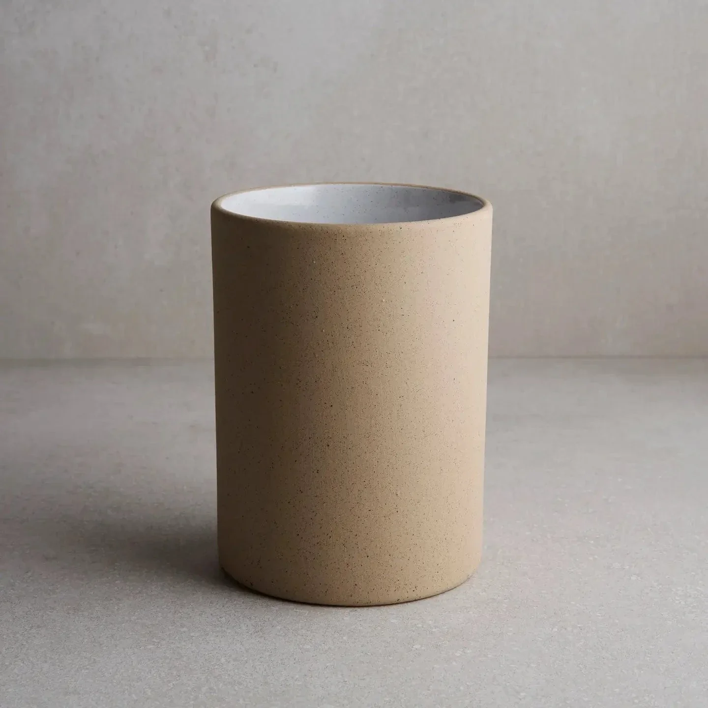Oat Ceramic Vase - Image 3