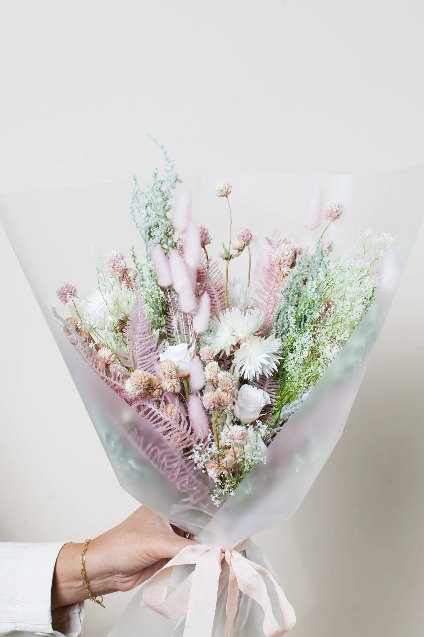 Send Anniversary Flowers