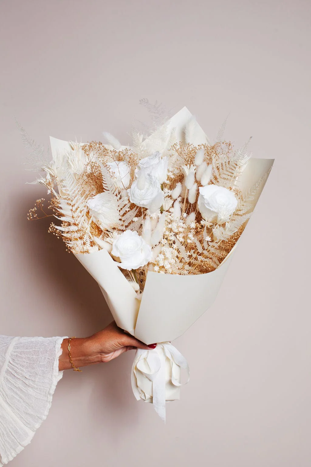 The Snow Statement Bouquet - Image 3